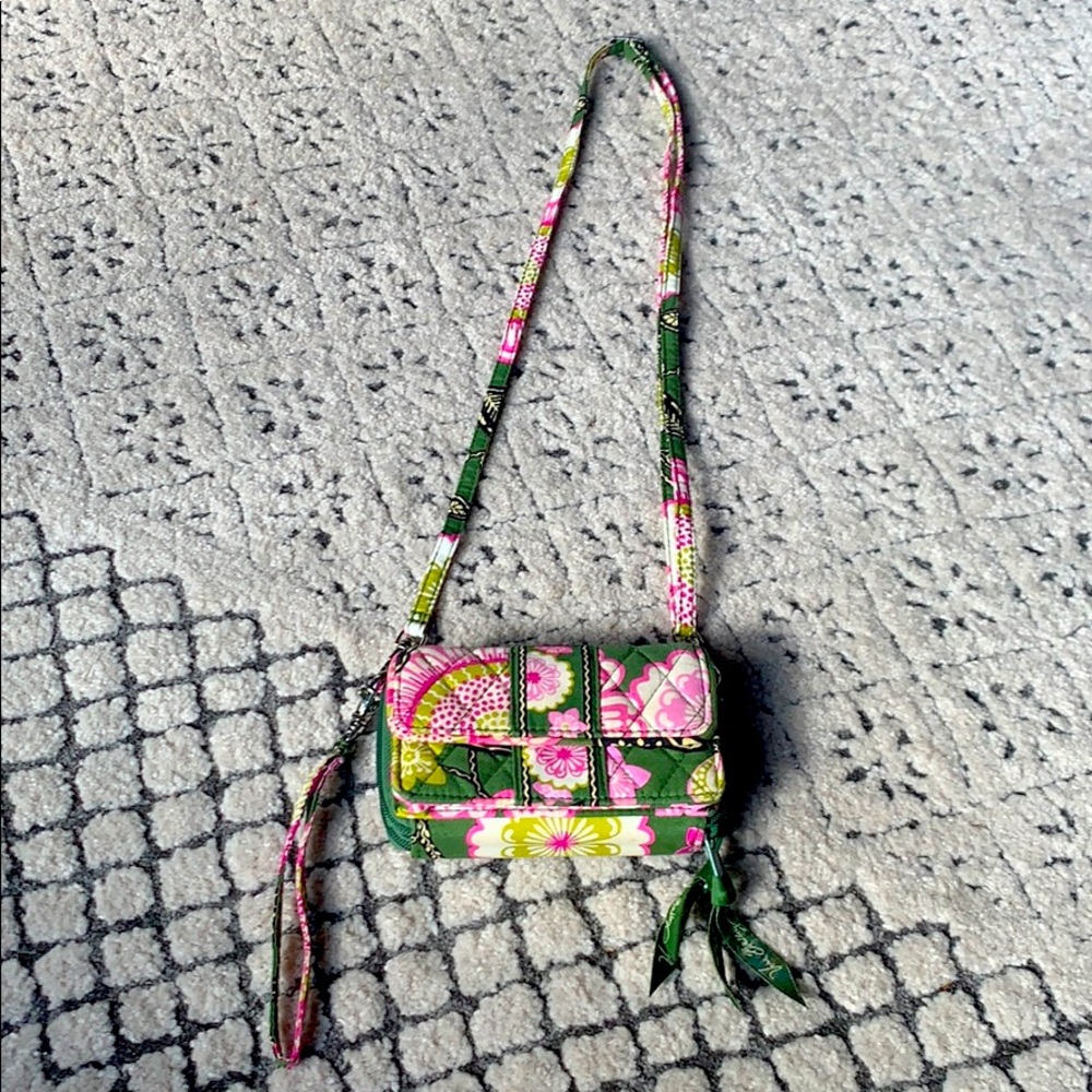 Vera Bradley purse/wristlet.